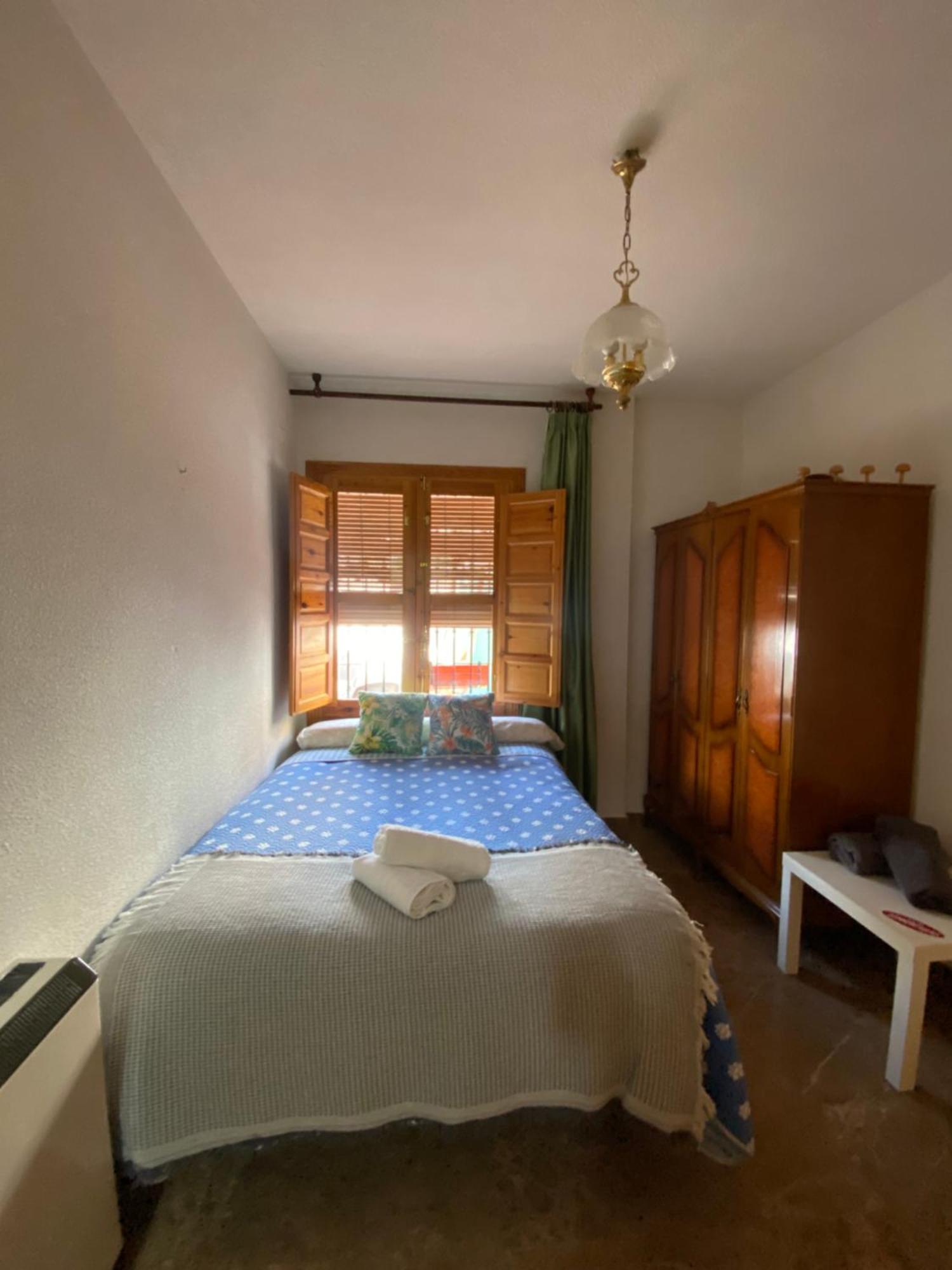 La Casa Del Buda Güéjar Sierra Eksteriør billede